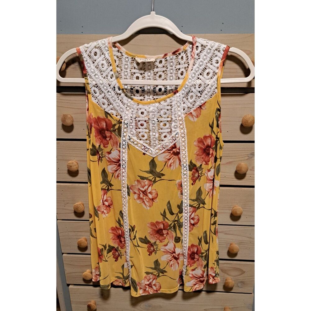 Ember Floral Crochet Tank – Medium- cottagecore, floral, crotchet, floral, boho